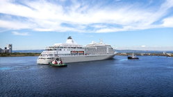 Cruise ship battles rough Pacific seas to save injured, stranded sailor Sydney Private Schools
